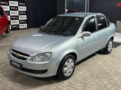 CHEVROLET - CLASSIC - 2012/2012 - Prata - R$ 28.900,00