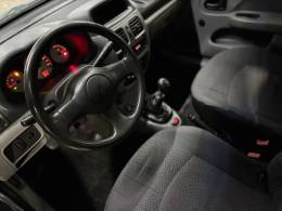 RENAULT - CLIO - 2006/2006 - Prata - R$ 20.900,00