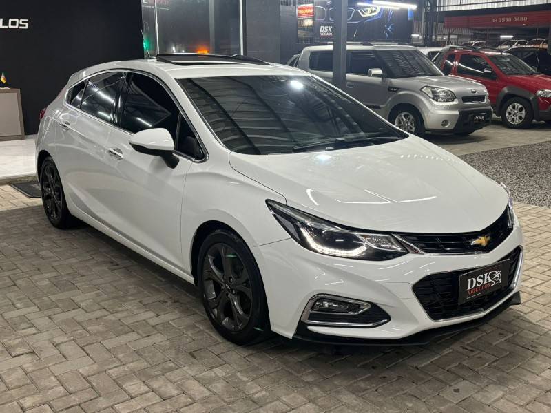 CHEVROLET - CRUZE - 2019/2019 - Branca - R$ 106.900,00