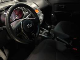 KIA MOTORS - SOUL - 2010/2010 - Prata - R$ 41.900,00