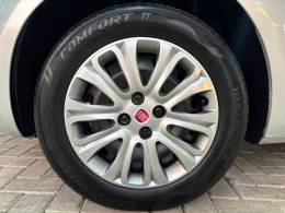 FIAT - PUNTO - 2011/2011 - Prata - R$ 35.900,00