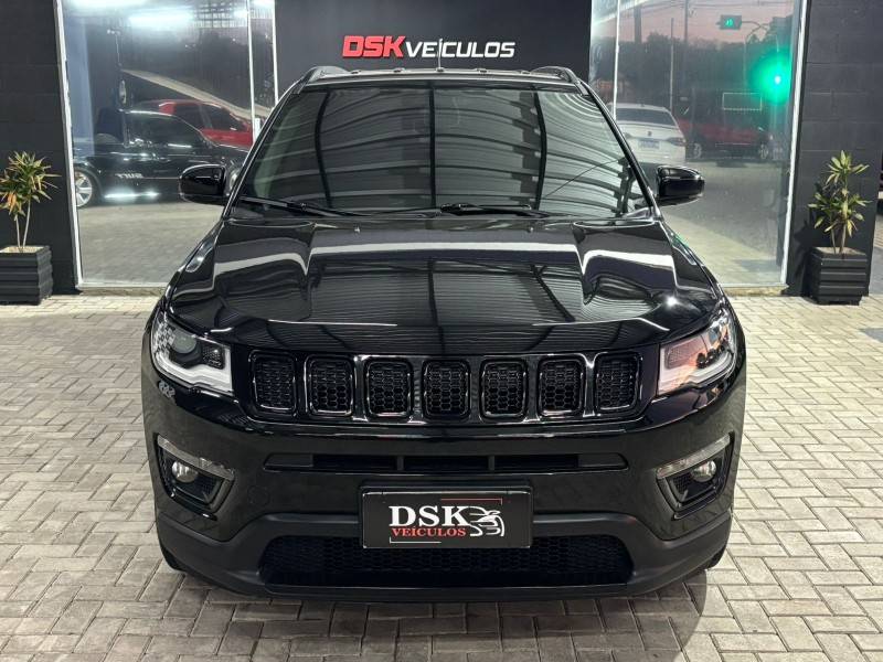 JEEP - COMPASS - 2017/2017 - Preta - R$ 93.900,00