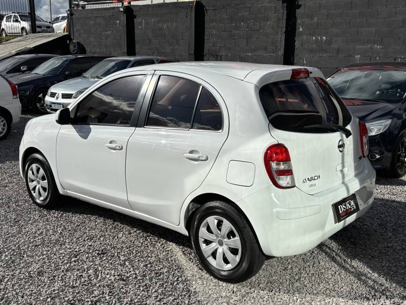 NISSAN - MARCH - 2014/2014 - Branca - R$ 38.900,00