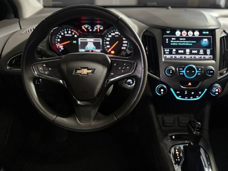 CHEVROLET - CRUZE - 2019/2019 - Branca - R$ 106.900,00