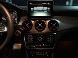 MERCEDES-BENZ - CLA 250 - 2015/2015 - Branca - R$ 145.900,00
