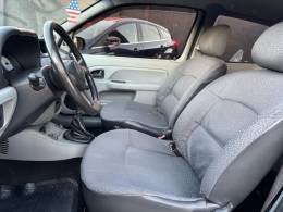 RENAULT - CLIO - 2006/2006 - Prata - R$ 19.900,00