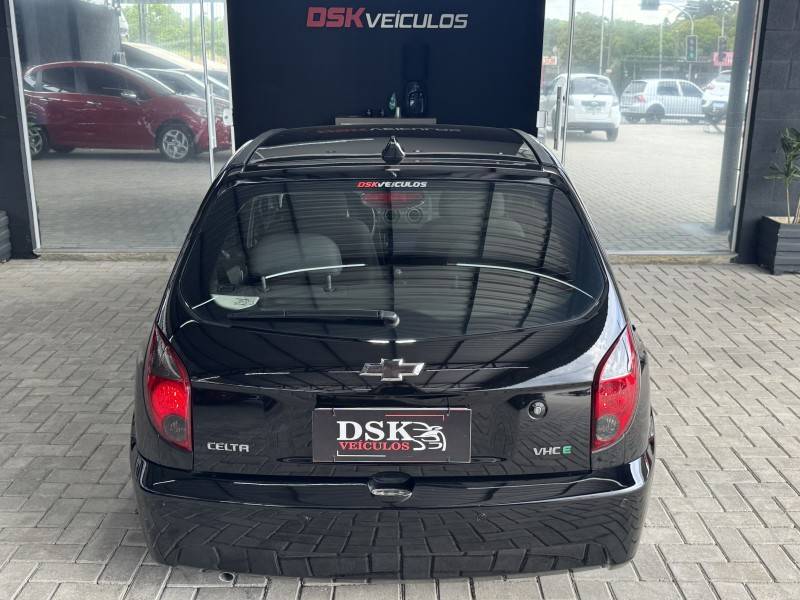 CHEVROLET - CELTA - 2013/2013 - Preta - R$ 34.900,00