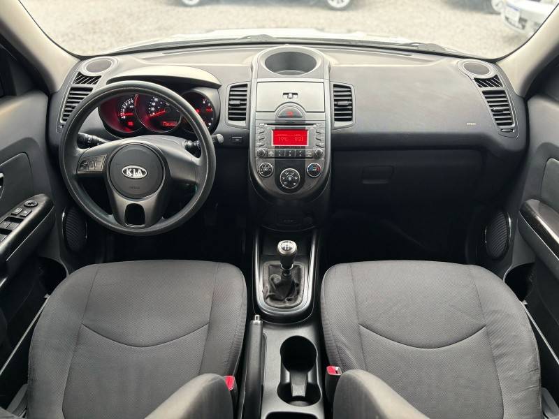 KIA MOTORS - SOUL - 2010/2010 - Prata - R$ 41.900,00