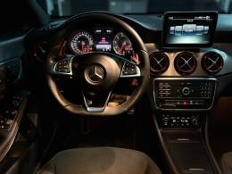MERCEDES-BENZ - CLA 250 - 2015/2015 - Branca - R$ 145.900,00