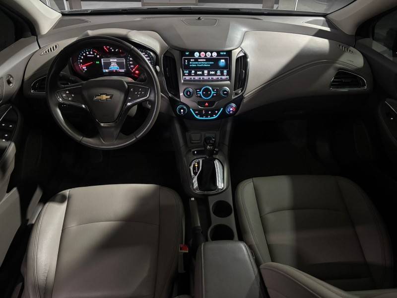 CHEVROLET - CRUZE - 2019/2019 - Branca - R$ 106.900,00