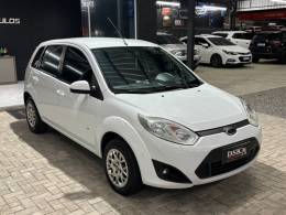 FORD - FIESTA - 2014/2014 - Branca - R$ 37.900,00