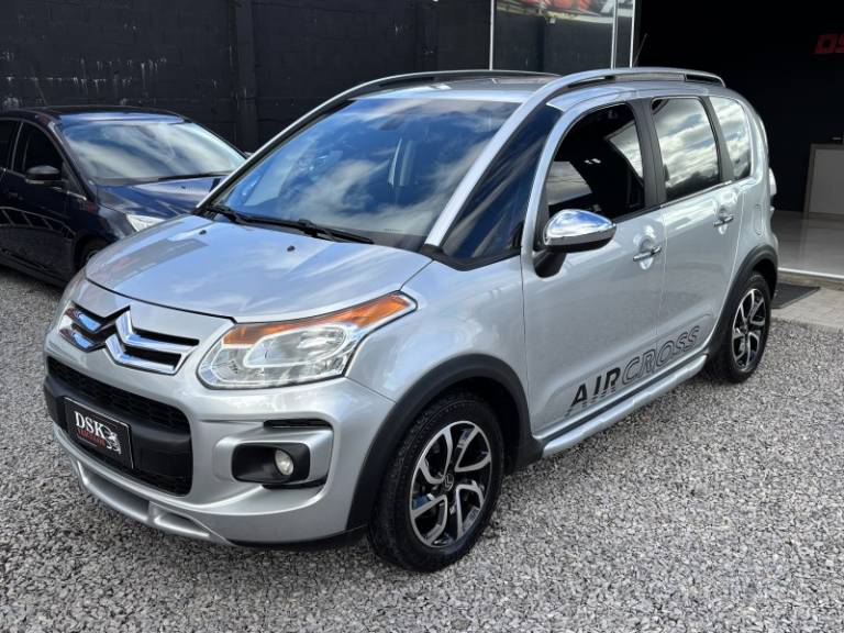 CITROËN - C3 AIRCROSS - 2011/2012 - Prata - R$ 40.900,00