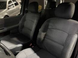 RENAULT - CLIO - 2006/2006 - Prata - R$ 20.900,00