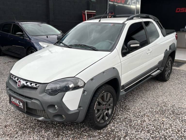 FIAT - STRADA - 2020/2020 - Branca - R$ 87.900,00