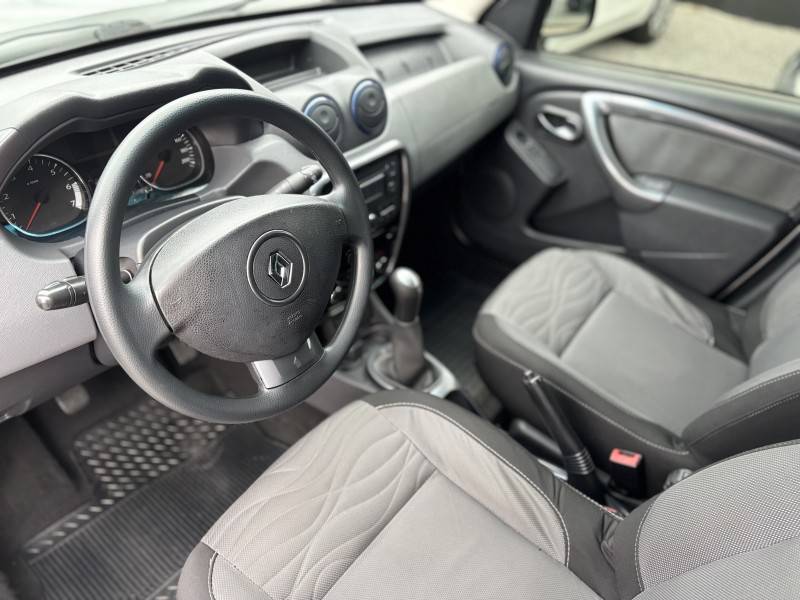RENAULT - DUSTER - 2013/2013 - Prata - R$ 51.900,00