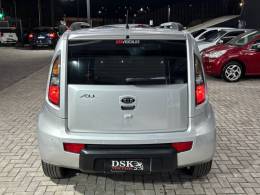 KIA MOTORS - SOUL - 2010/2010 - Prata - R$ 41.900,00
