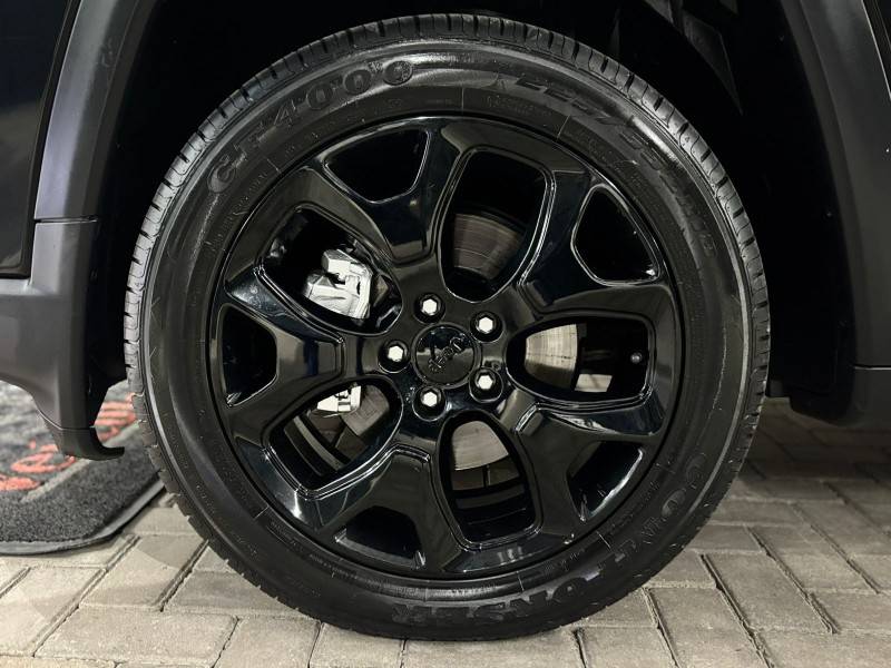 JEEP - COMPASS - 2017/2017 - Preta - R$ 93.900,00