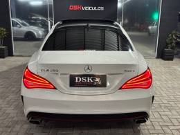MERCEDES-BENZ - CLA 250 - 2015/2015 - Branca - R$ 145.900,00