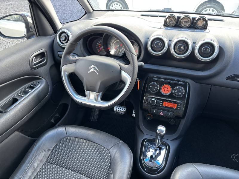 CITROËN - C3 AIRCROSS - 2011/2012 - Prata - R$ 40.900,00