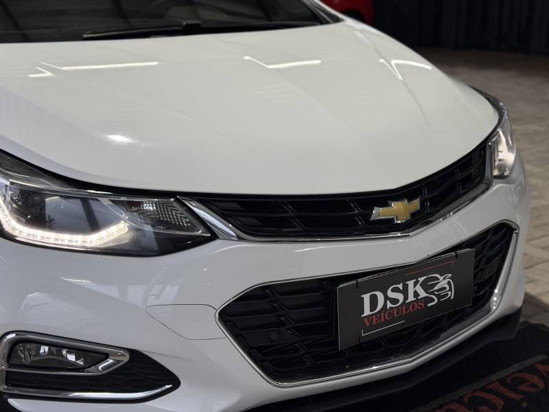 CHEVROLET - CRUZE - 2019/2019 - Branca - R$ 106.900,00