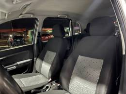 FORD - FIESTA - 2014/2014 - Branca - R$ 37.900,00