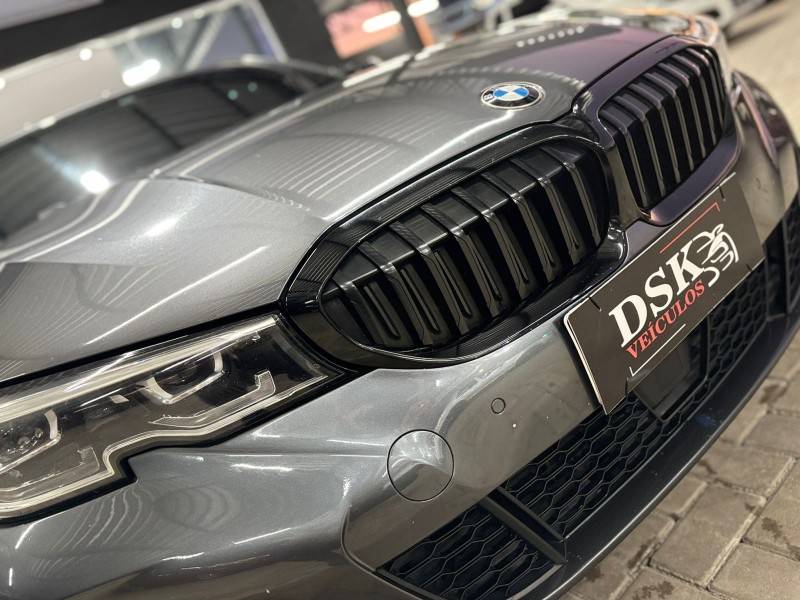 BMW - 320I - 2020/2020 - Cinza - R$ 219.900,00