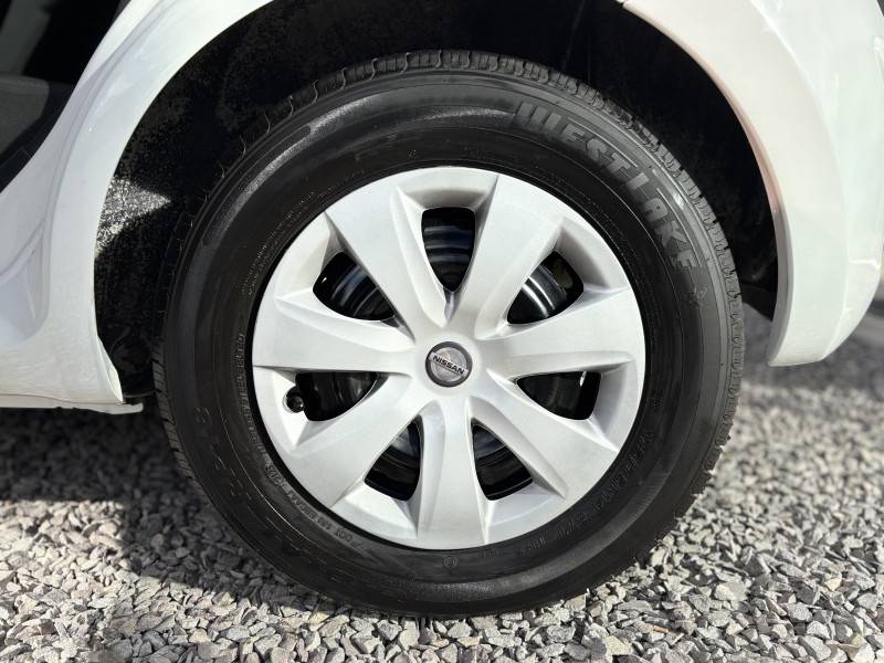 NISSAN - MARCH - 2014/2014 - Branca - R$ 38.900,00