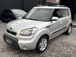 KIA MOTORS - SOUL - 2010/2010 - Prata - R$ 41.900,00