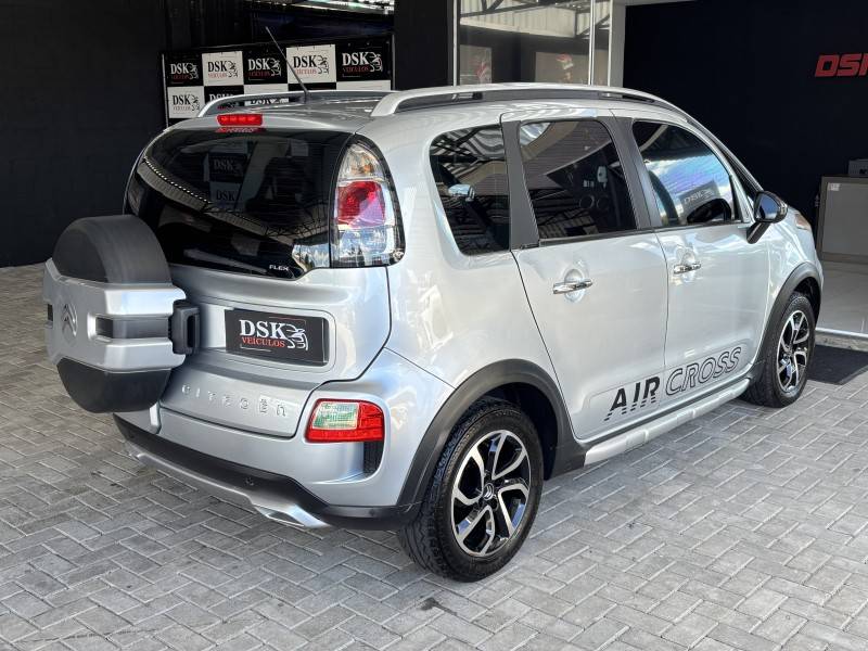 CITROËN - AIRCROSS - 2011/2012 - Rosa - R$ 39.900,00