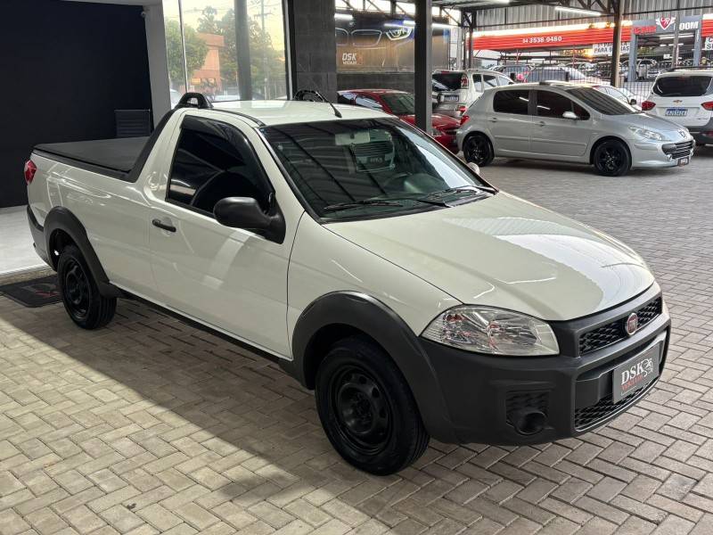 FIAT - STRADA - 2015/2015 - Branca - R$ 49.900,00