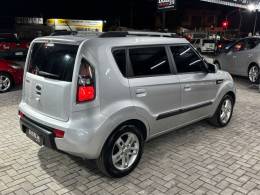 KIA MOTORS - SOUL - 2010/2010 - Prata - R$ 41.900,00