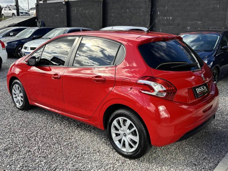 PEUGEOT - 208 - 2013/2014 - Vermelha - R$ 37.900,00