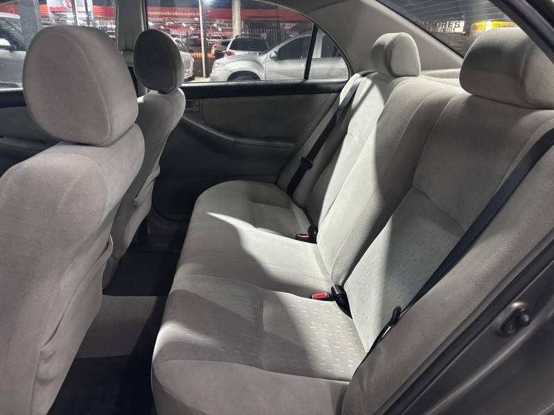 TOYOTA - COROLLA - 2006/2006 - Cinza - R$ 38.900,00
