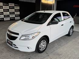 CHEVROLET - ONIX - 2015/2015 - Branca - R$ 43.900,00