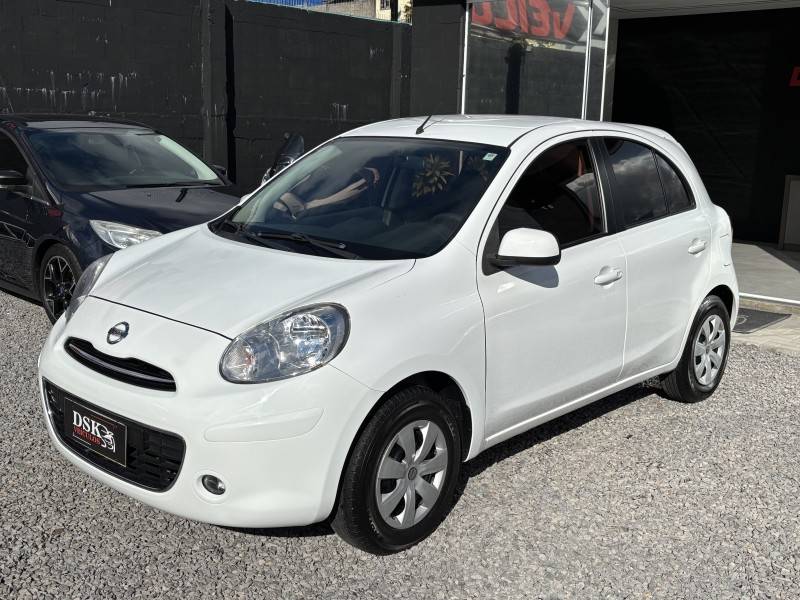 NISSAN - MARCH - 2014/2014 - Branca - R$ 38.900,00