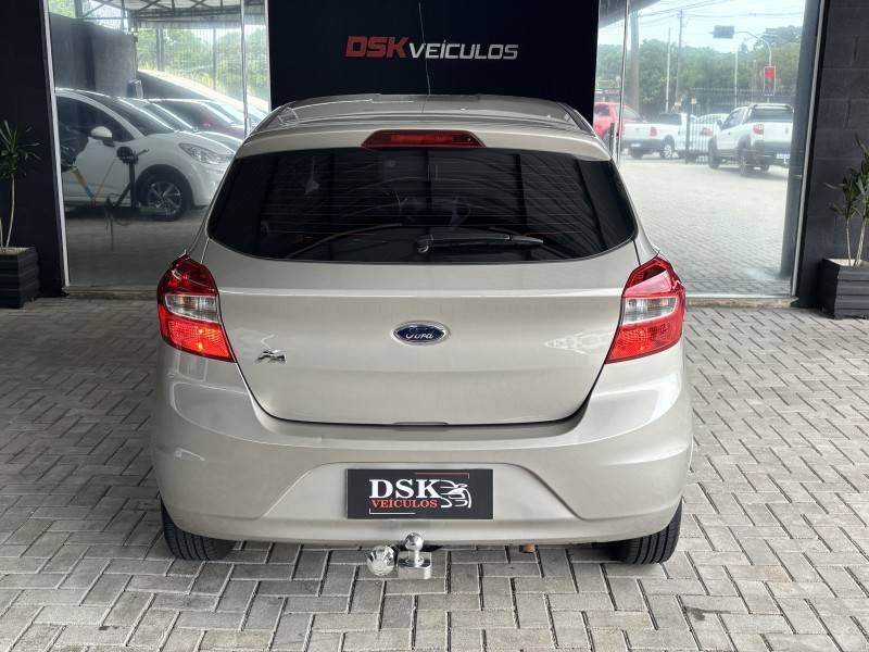 FORD - KA - 2016/2017 - Prata - Sob Consulta