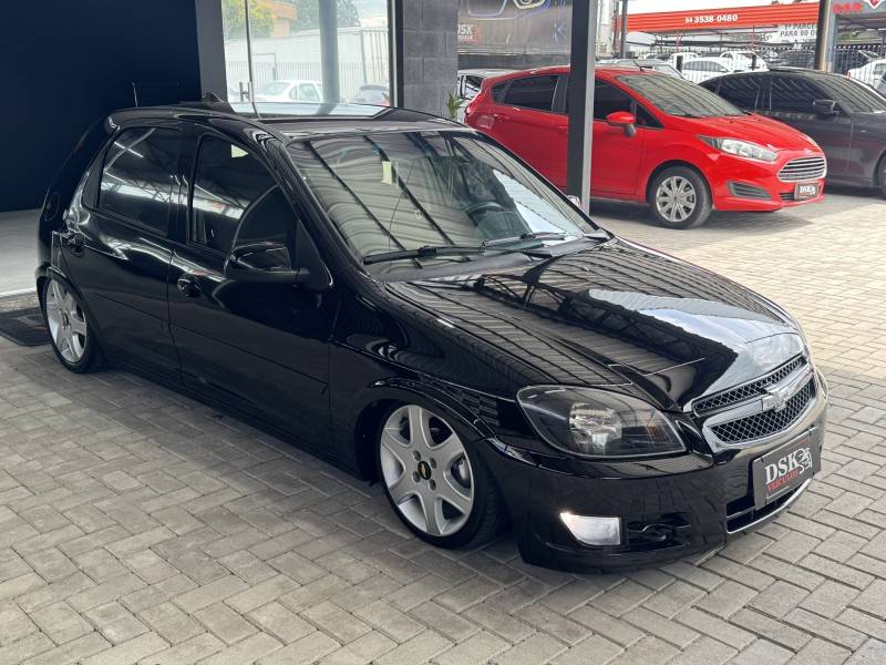 CHEVROLET - CELTA - 2013/2013 - Preta - R$ 34.900,00