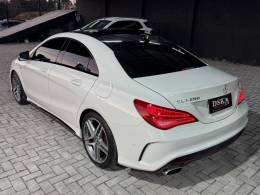 MERCEDES-BENZ - CLA 250 - 2015/2015 - Branca - R$ 149.900,00